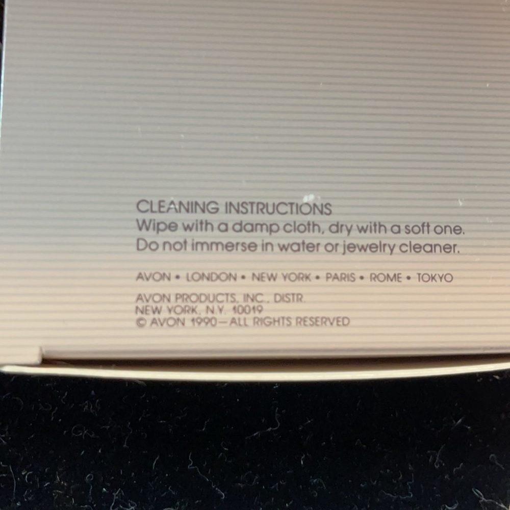 Avon (1990) Vintage Set “Classic Drama” Faux Pearl/Marquisette Necklace&Earrings - Picture 10 of 10